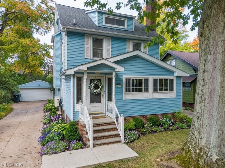 2206 Westminster Road, Cleveland Heights, OH, 44118