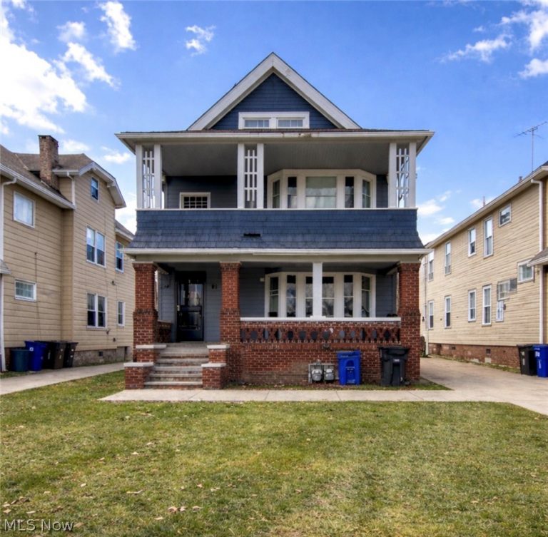 892 Paxton Road, Cleveland, OH, 44108