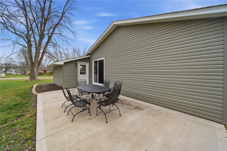 6101 Skylark Street, Canton, OH - Photo 4