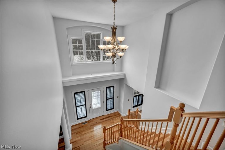 5551 Brook Run Drive, Medina, OH - Photo 6