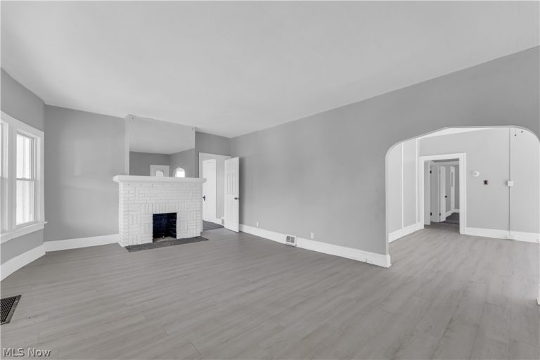 1523 Hillcrest Road, East Cleveland, OH - Photo 6