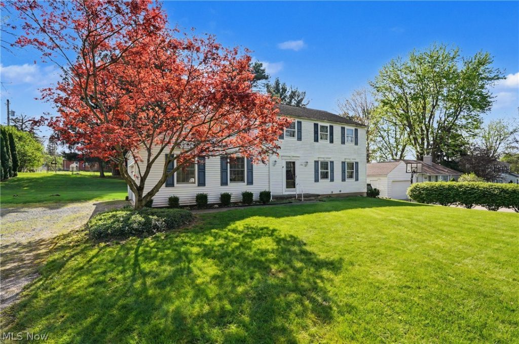 150 Atterbury Boulevard, Hudson, OH