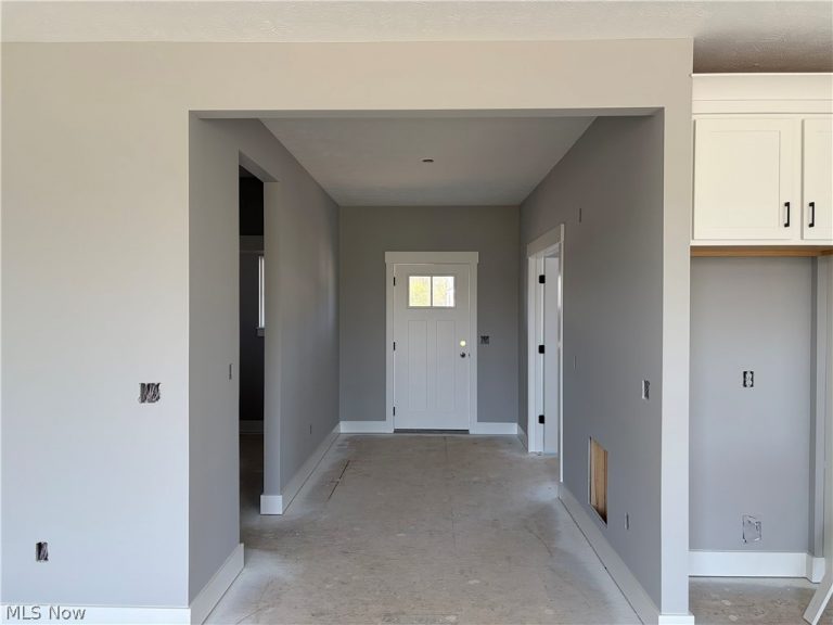 35909 Baldauf Crossing, North Ridgeville, OH - Photo 2