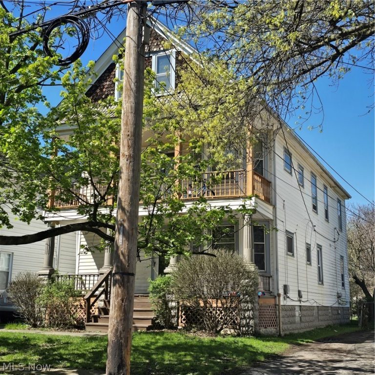 3690 57th Street, Cleveland, OH - Photo 2