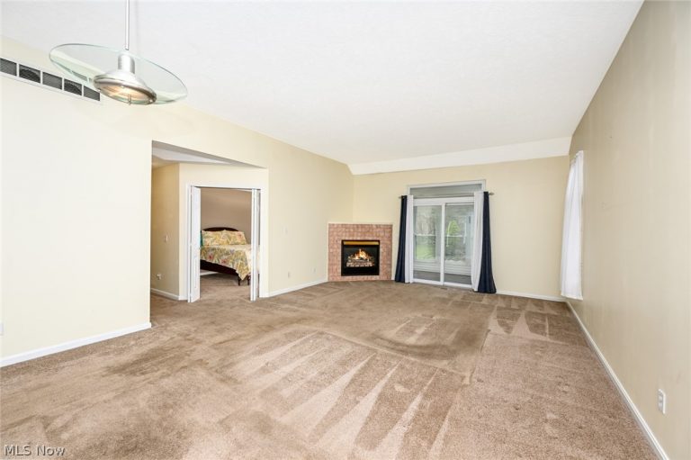 5780 Emerald Ridge Parkway, Solon, OH - Photo 8