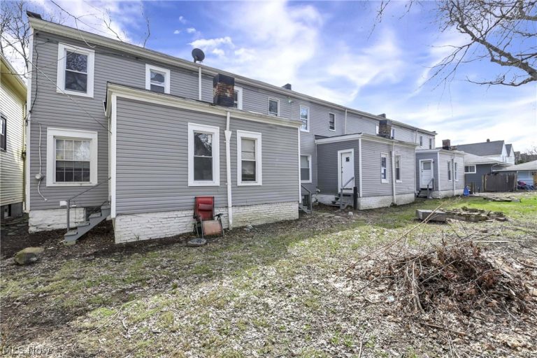 3812 Mapledale Avenue, Cleveland, OH - Photo 3