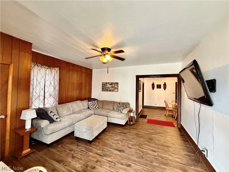 120 Beaver Street, Lisbon, OH - Photo 3