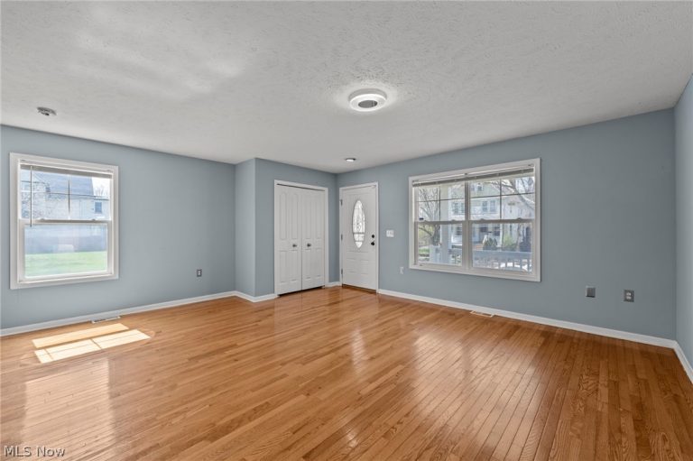 2221 71st Street, Cleveland, OH - Photo 8