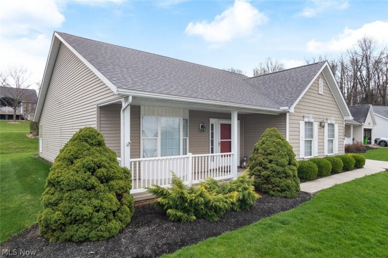 1254 White Stone Circle, Canton, OH - Photo 6