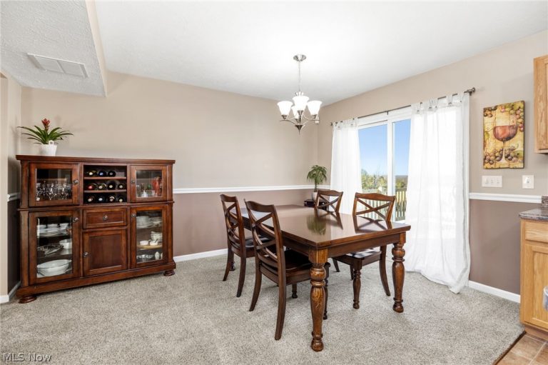 2664 Day Lily Lane, Medina, OH - Photo 6