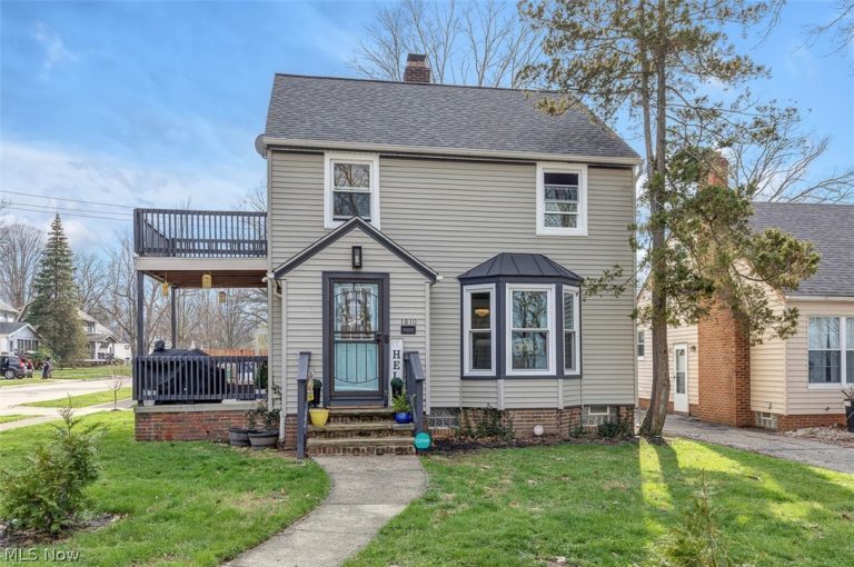 1810 Glenridge Road, Euclid, OH - Photo 2