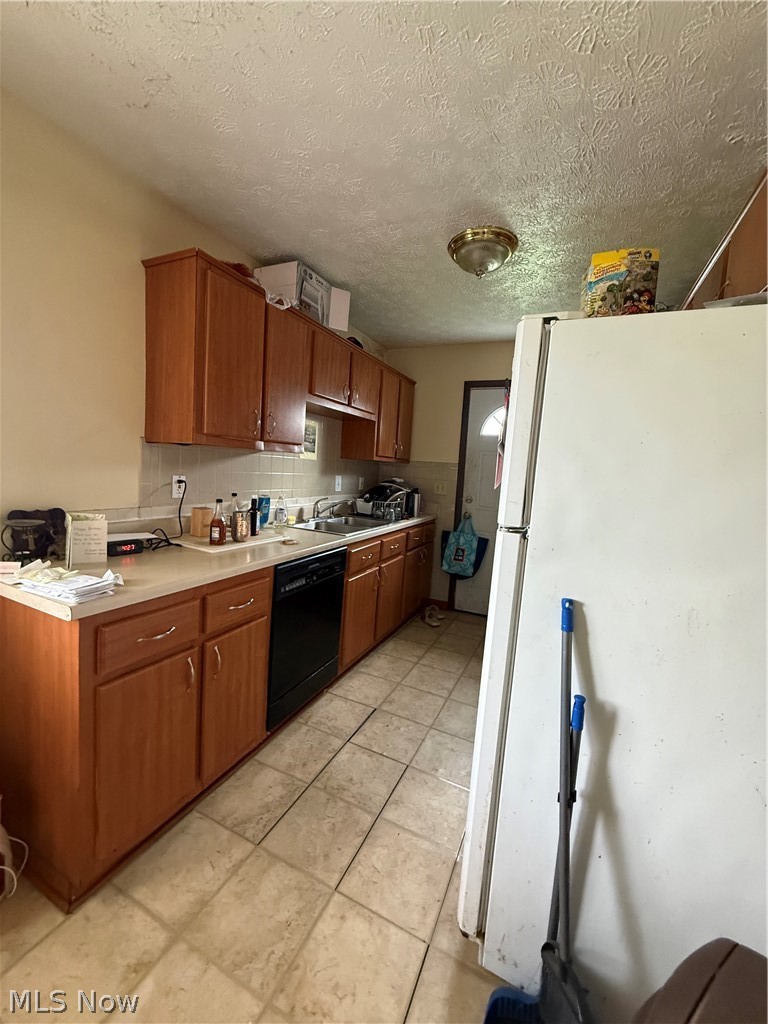 23740 Lake Shore Boulevard, Euclid, OH - Photo 3