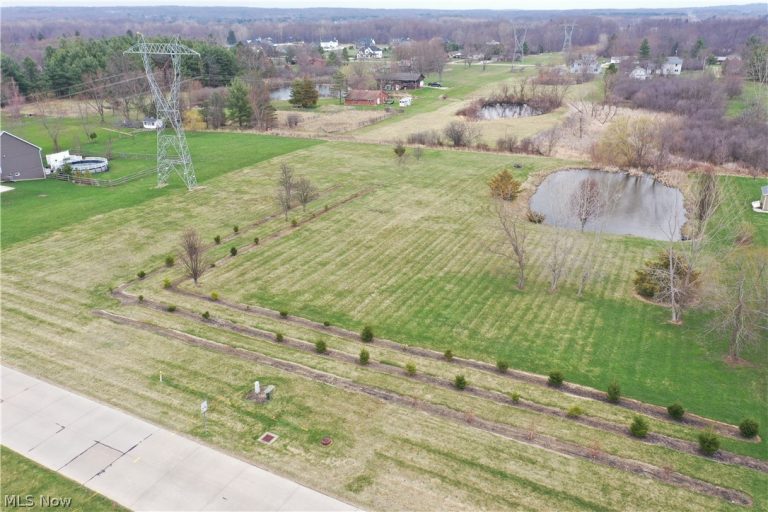 3629 Windsong Drive, Medina, OH - Photo 3