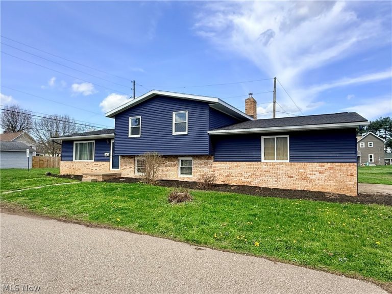 123 5th Street, Strasburg, OH, 44680