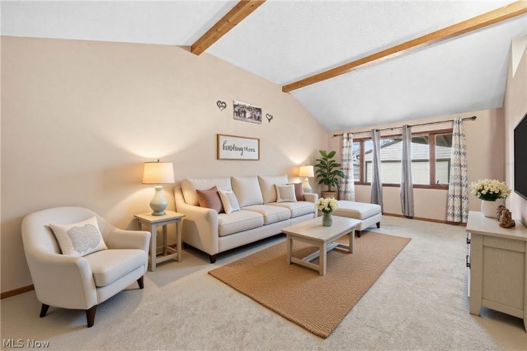 13442 Havendale Drive, Brook Park, OH - Photo 4