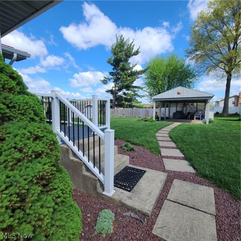 58563 Joseph Street, Rayland, OH - Photo 3