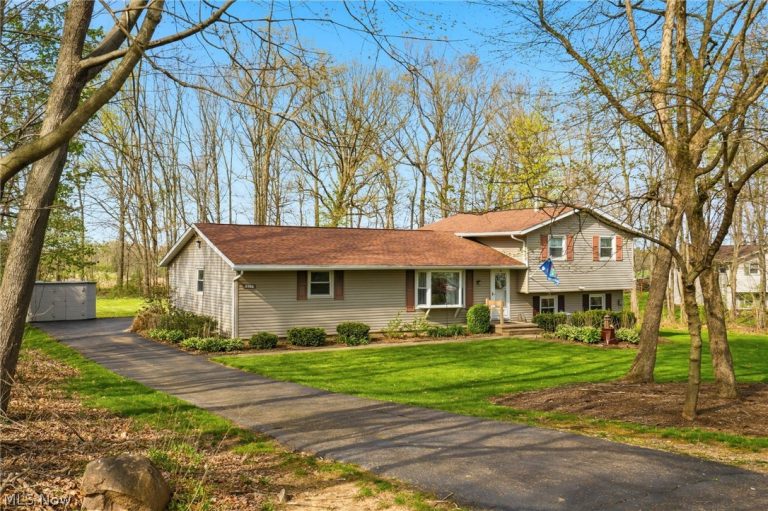 12555 Kaywood Street, Massillon, OH - Photo 3