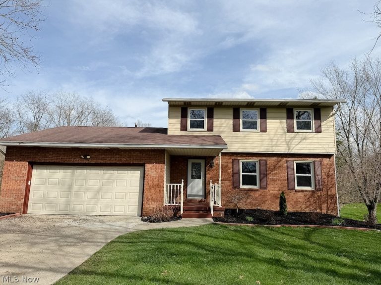 455 Barrenwood Drive, Wadsworth, OH, 44281