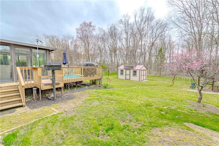 2989 Fair Oaks Drive, Norton, OH - Photo 4