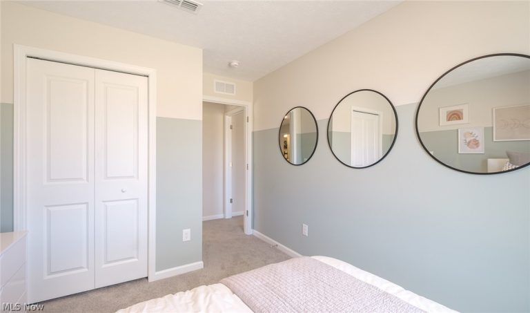 424 Honeycrisp Drive, Louisville, OH - Photo 8