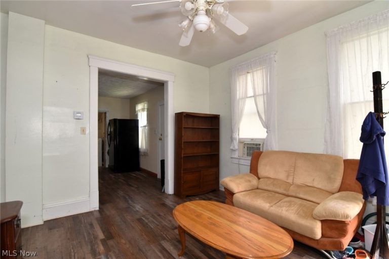 5403 Spencer Avenue, Cleveland, OH - Photo 4