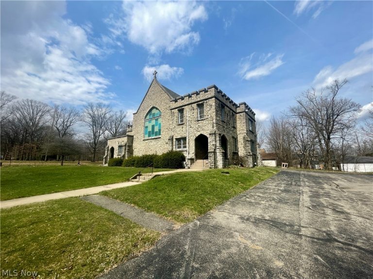 1205 Elm Street, Youngstown, OH - Photo 8