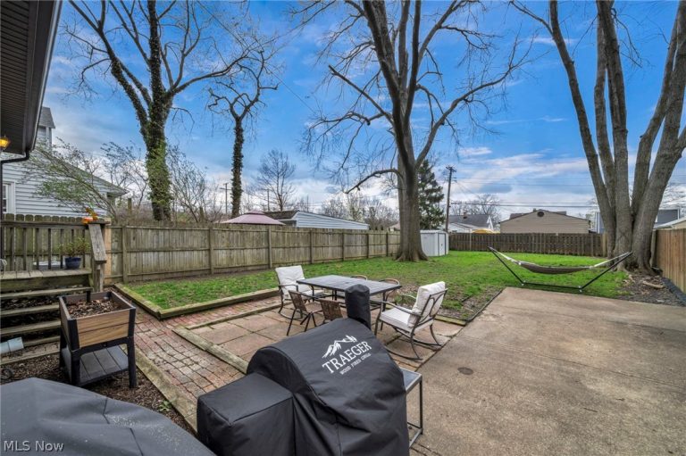 16209 Elsienna Avenue, Cleveland, OH - Photo 5