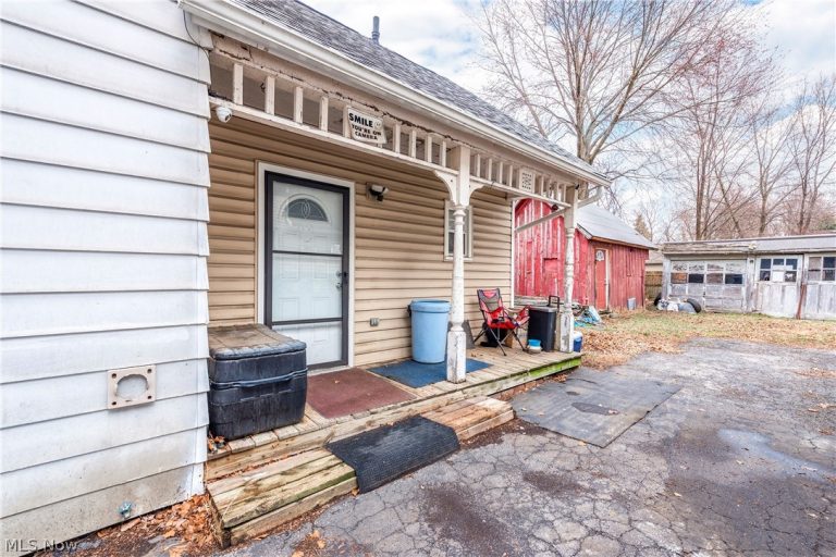 3219 43rd Street, Cleveland, OH - Photo 6