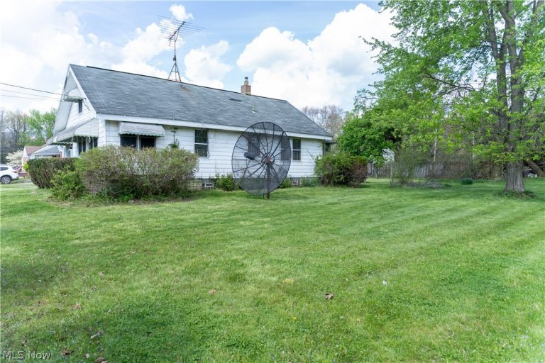 557 Sunshine Avenue, Youngstown, OH - Photo 6