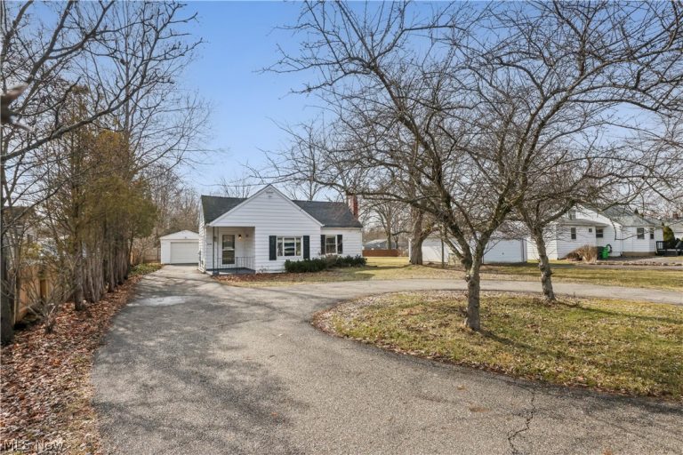 4544 Fishcreek Road, Stow, OH - Photo 4