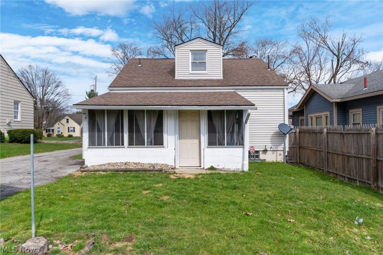 97 Renwick Drive, Poland, OH - Photo 8