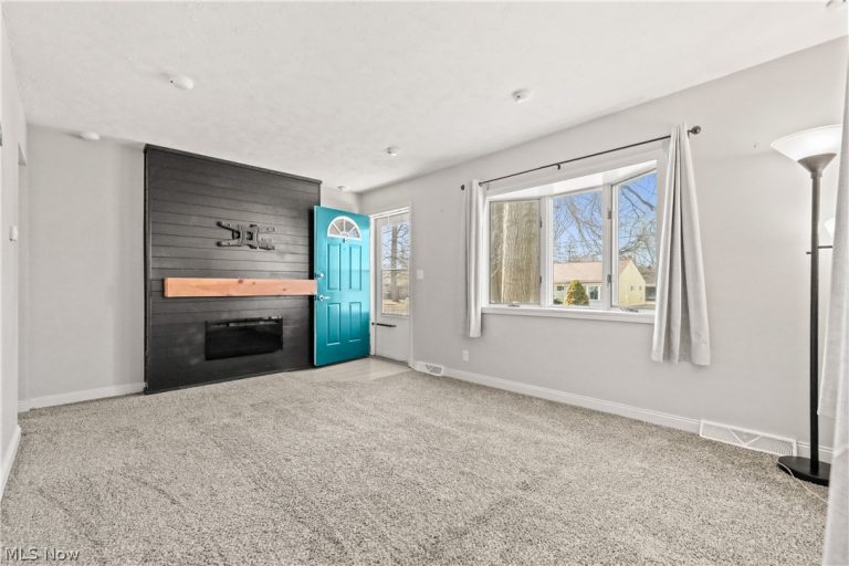 2851 8th Street, Cuyahoga Falls, OH - Photo 8