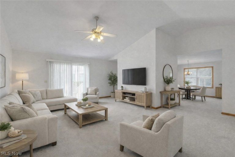 2122 Normandy Drive, Wooster, OH - Photo 2