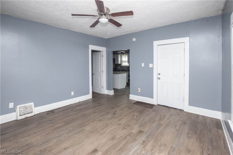 2391 27th Street, Akron, OH - Photo 3