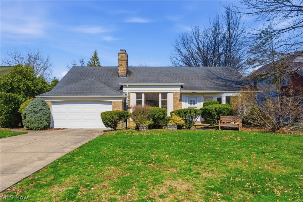 4391 Churchill, University Heights, OH