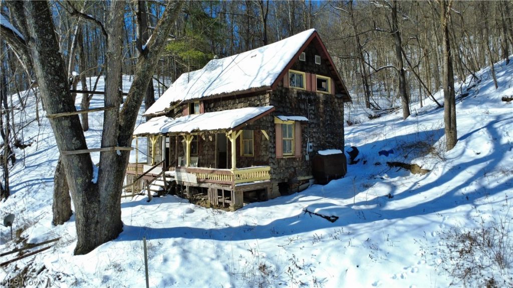 965 Back Run Road, Philo, OH