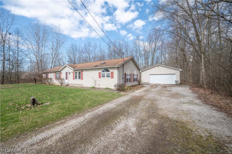 13500 Silica Road, North Jackson, OH - Photo 2