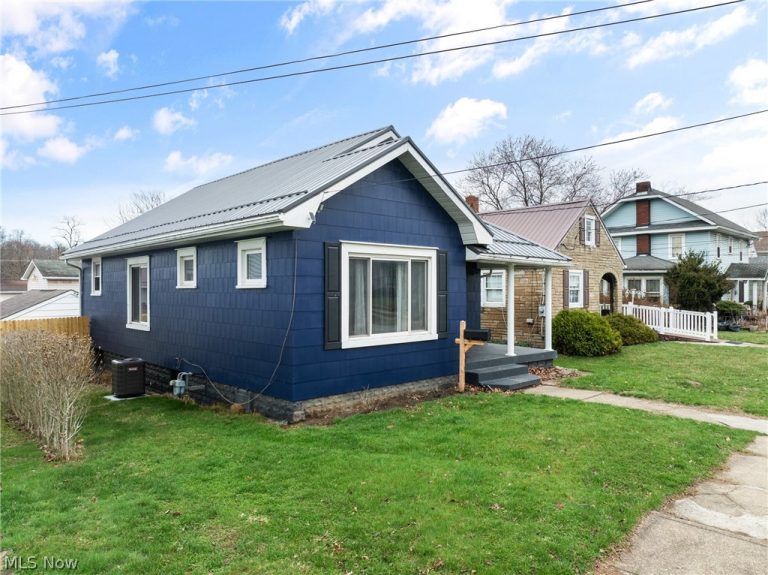 3633 State Street, Weirton, WV - Photo 3