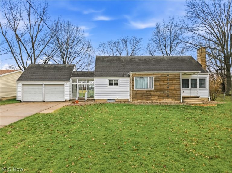 712 Champion Avenue, Warren, OH - Photo 2