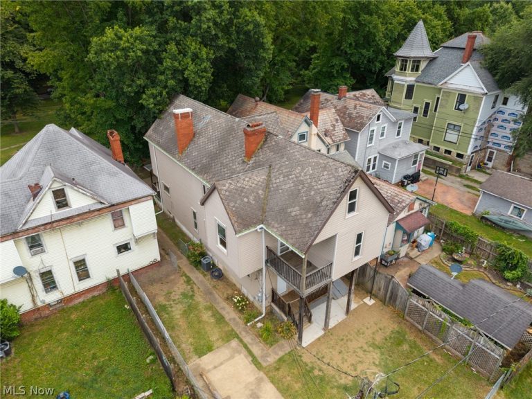 202 Sacra Via Street, Marietta, OH - Photo 4