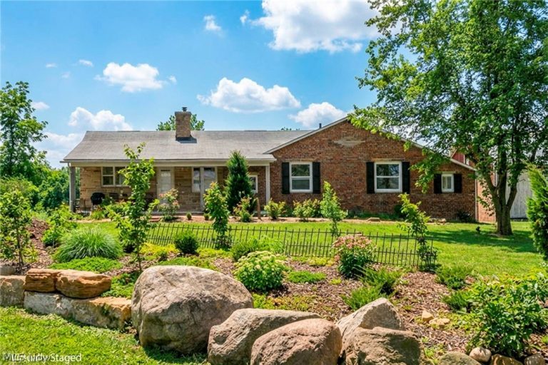 11390 Rainbow Highway, West Salem, OH, 44287