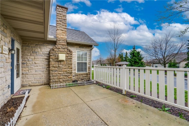 4201 Tannybrooke Lane #4C, Canton, OH - Photo 8