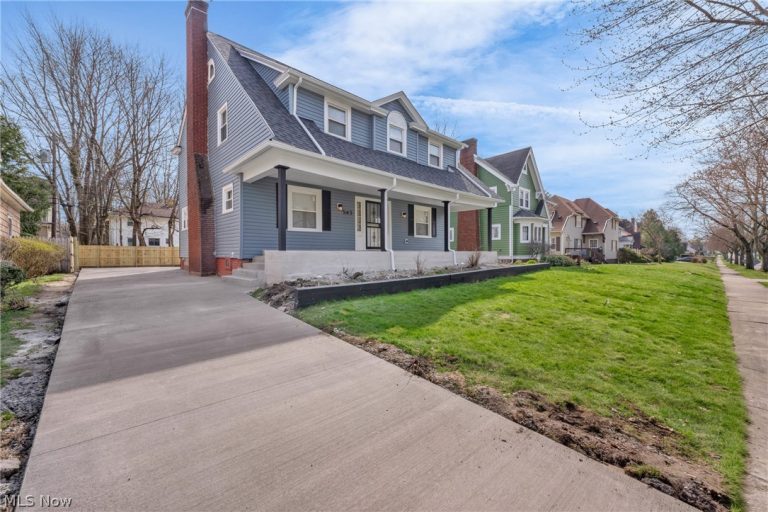 543 Sunset View Drive, Akron, OH - Photo 4