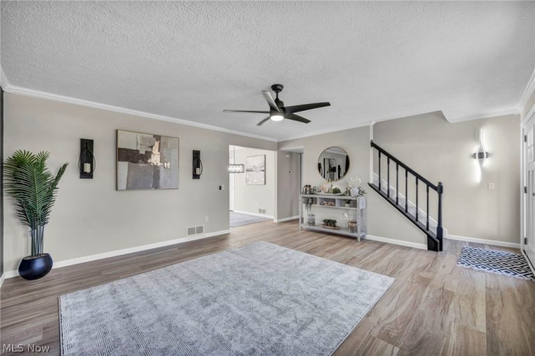 350 Nelmar Drive, Painesville Twp, OH - Photo 6