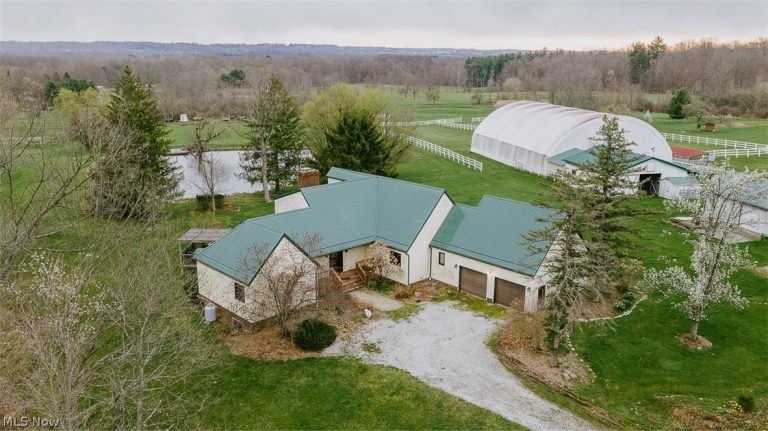 8173 Ballash Road, Medina, OH - Photo 2