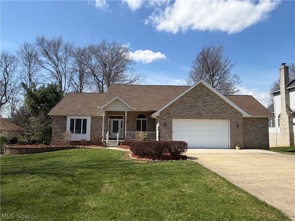 866 Lawrence Drive, Wadsworth, OH