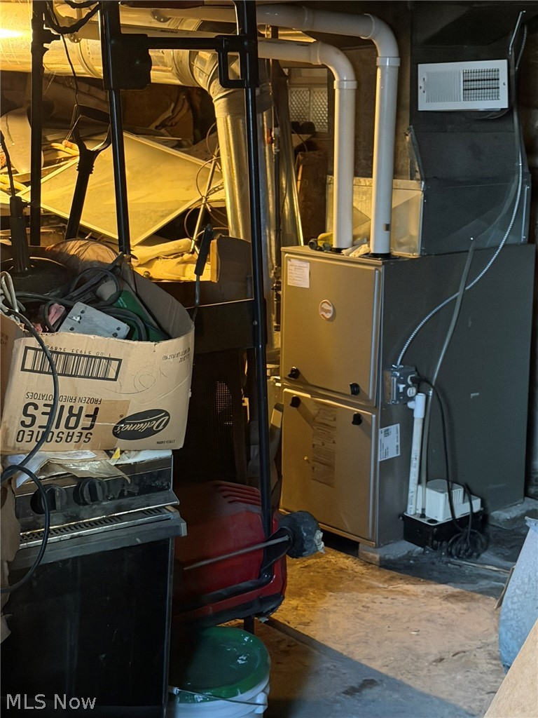 10502 Mount Auburn Avenue, Cleveland, OH - Photo 6