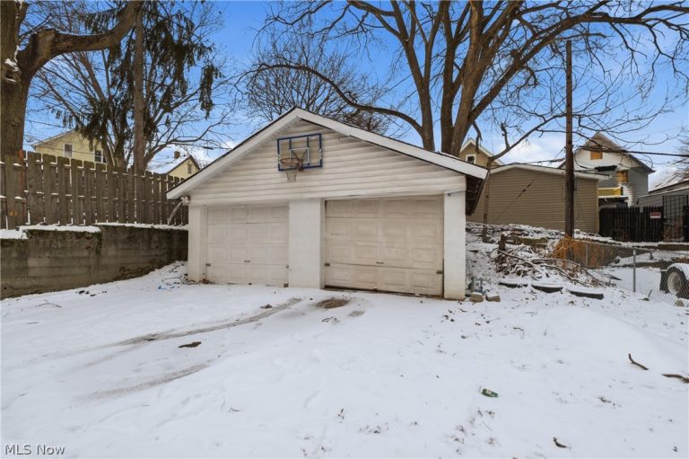 3290 82nd Street, Cleveland, OH - Photo 6