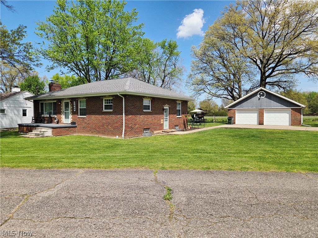 5869 Oberlin Road, Amherst, OH
