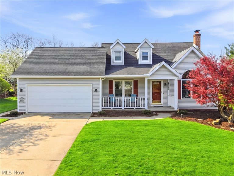 2104 Van Oaks Drive, Twinsburg, OH, 44087